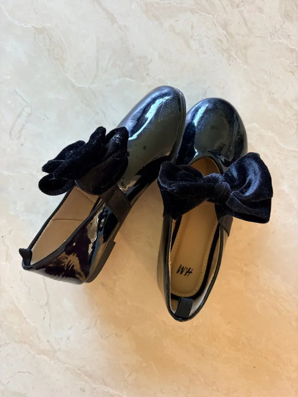 Girl's Patent Ballerina Flats, Size 11 or EUR 28
